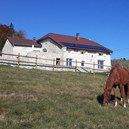 Chambres D'Hote Des 3 Marches Ламура Екстериор снимка