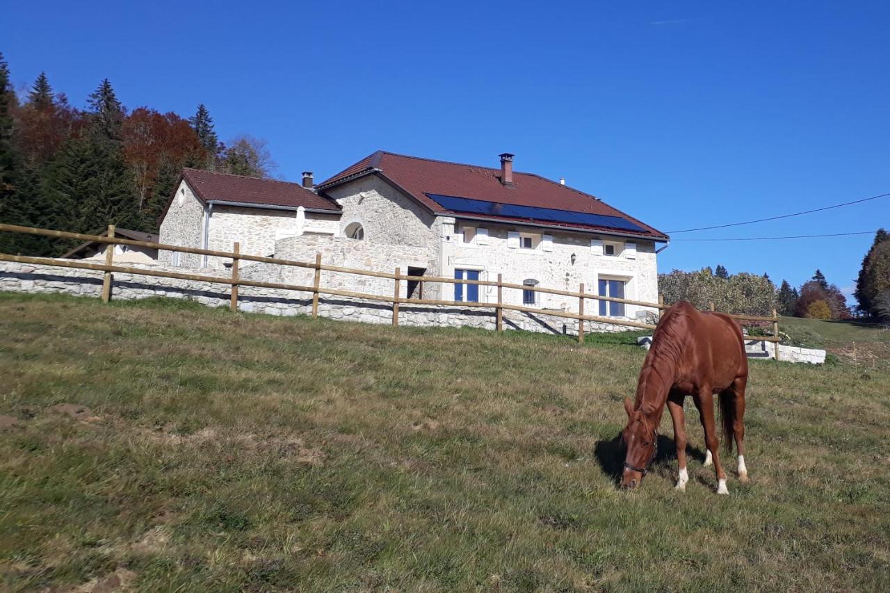 Chambres D'Hote Des 3 Marches Ламура Екстериор снимка